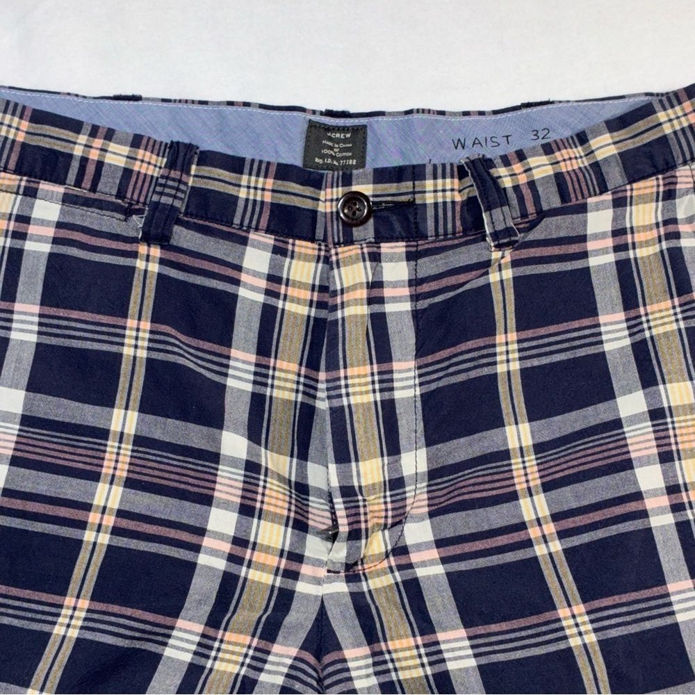 J. Crew Shorts Mens Size 32x9 Blue Plaid Flat Front Bermuda Summer Cotton - Picture 2 of 6